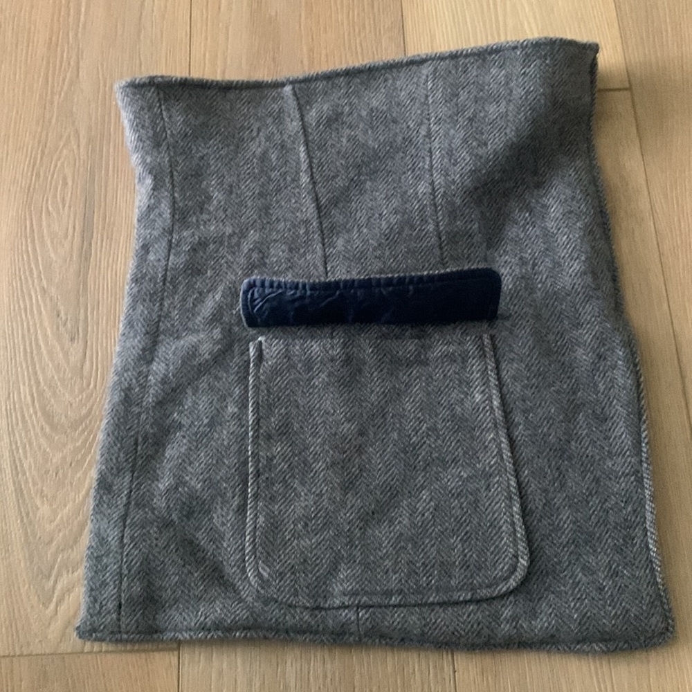 Wool Clutch. - Picture 3 of 5